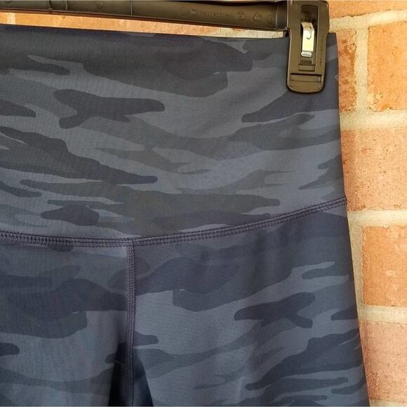 Define Your Inspiration DIY Camo Signature Crop - Picture 4 of 7